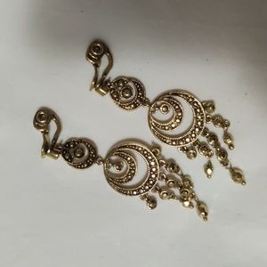 Excellent condition clip on earrings